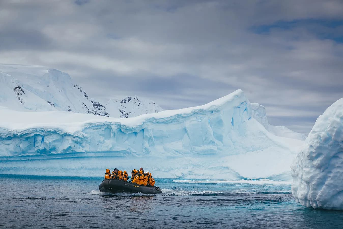 Antarctic Express: Fly the Drake