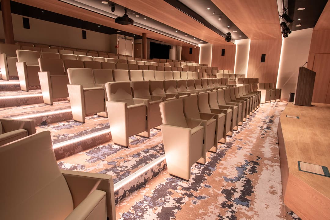 Quark Expeditions World Explorer Theater 4