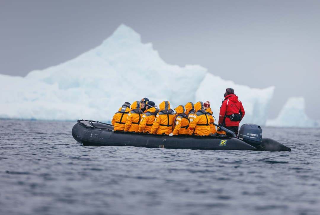 Quark Expeditions Expedition Team 21 A8200 David Merron