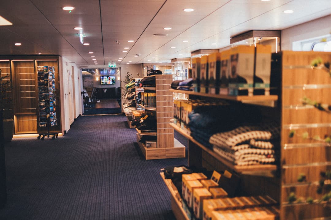 Hurtigruten Ms Spitsbergen Shop 2