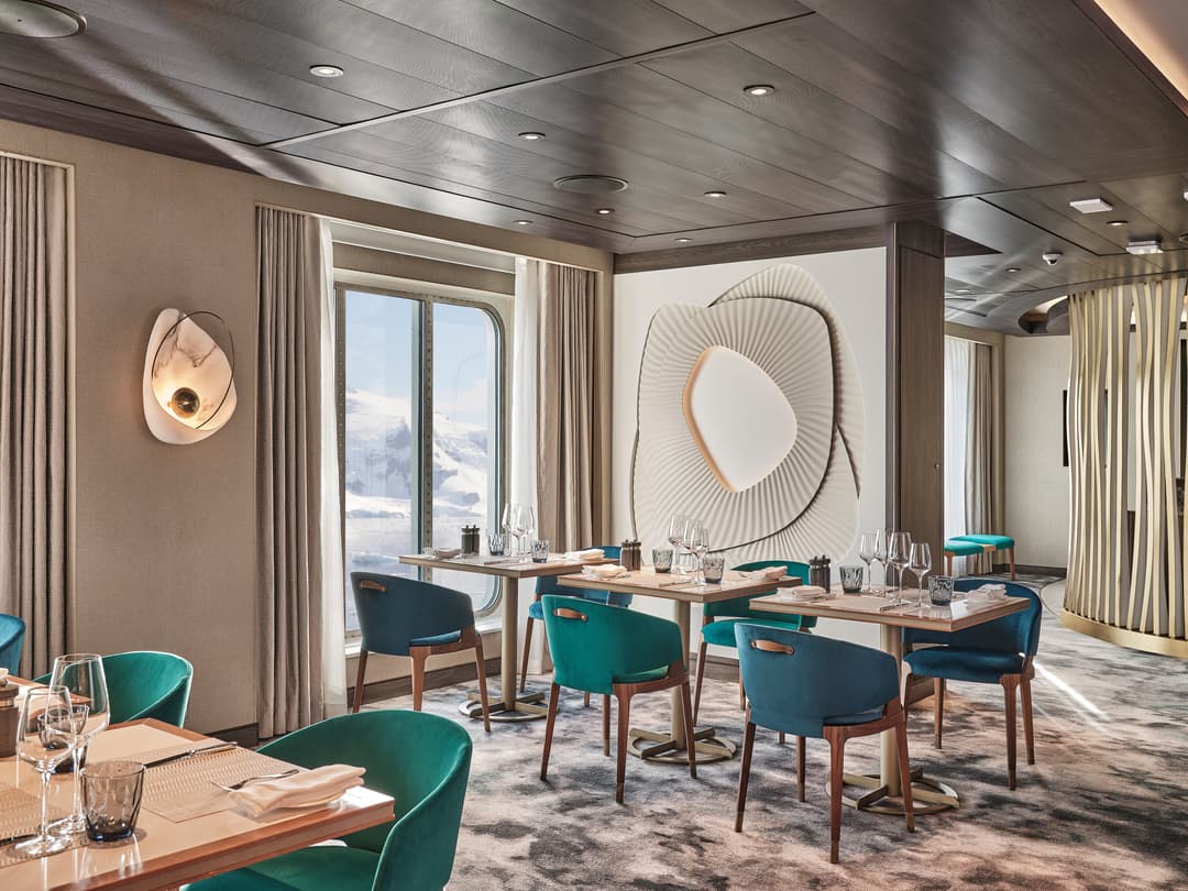 Silversea Silver Endeavour The Restaurant 0