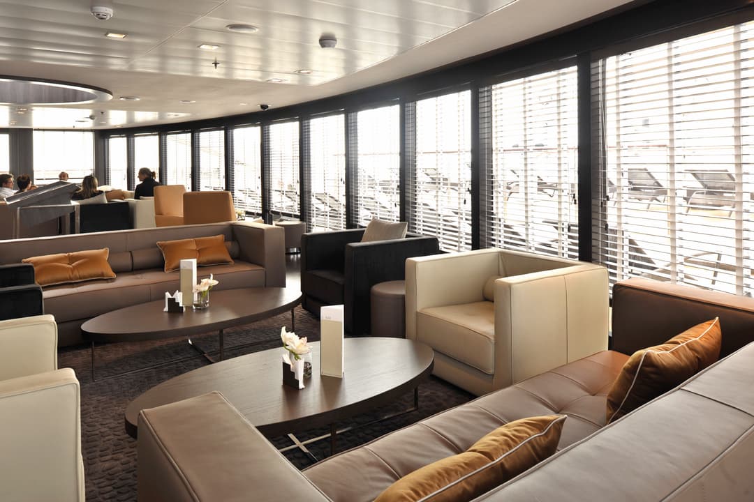 L'austral Main Lounge Copyrights Belong To Ponant Studio François Lefebvre