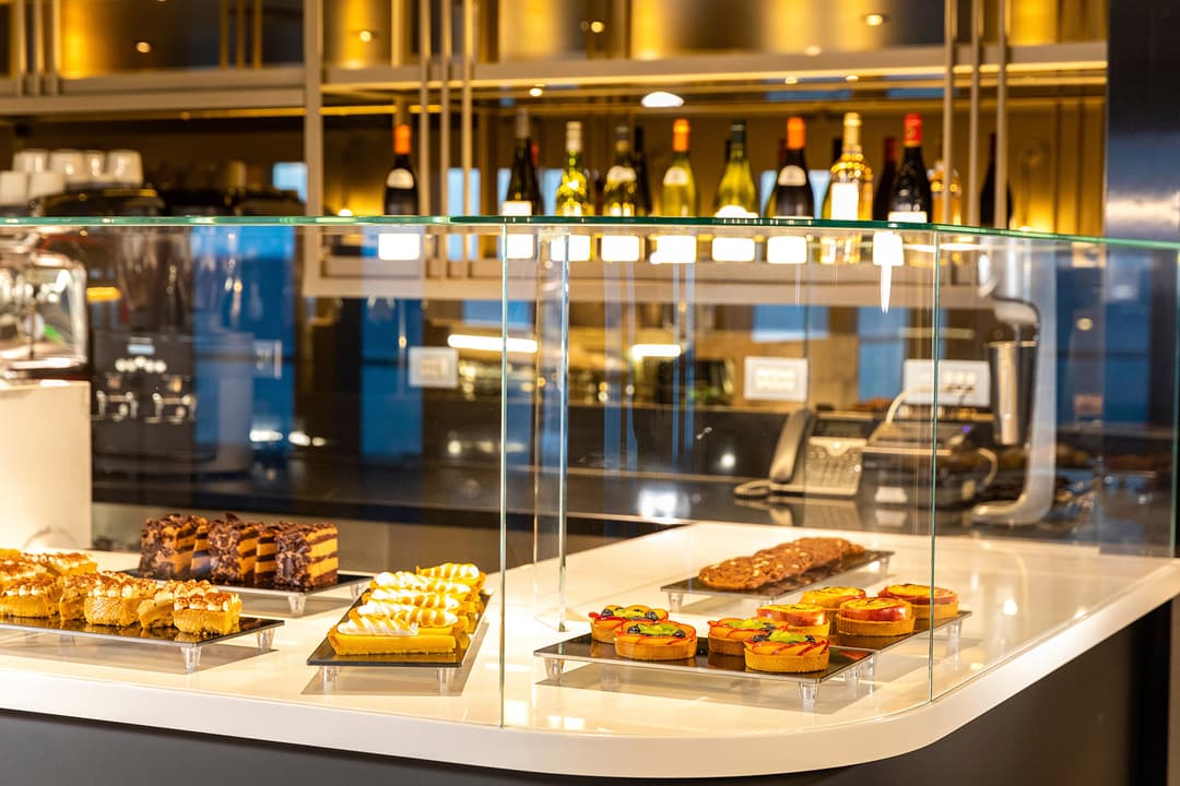 Scenic Eclipse Azure Bar & Café 1