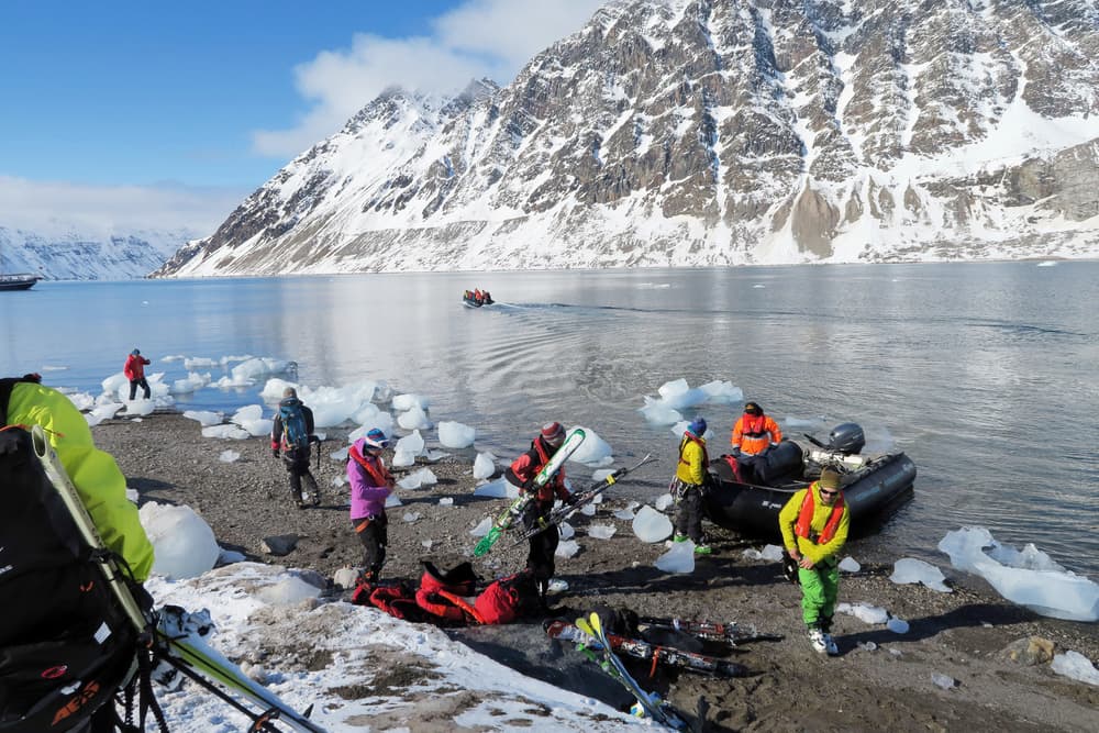 Oceanwide Expeditions ski_sail-svalbard_1599.jpg_Massimo Candolini.jpeg