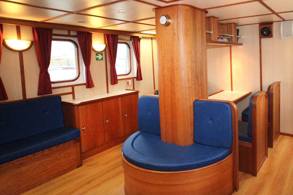 Oceanwide Expeditions reading area_Rembrandt van Rijn_Monica Salmang.jpeg