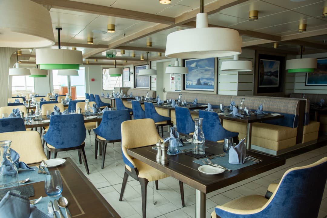 Ae Expeditions, Sylvia Earle, The Rockhopper Restaurant, Deck 8, Sylvia Earle, Pia Harboure