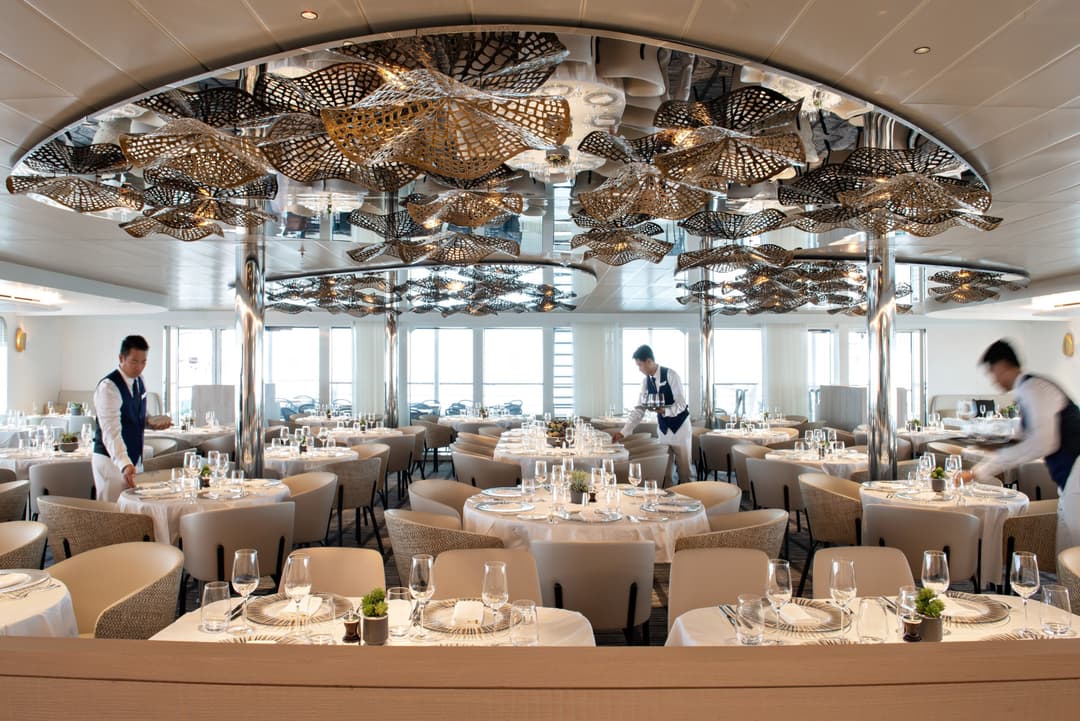 Ponant Le Bougainville Restaurant, ©Ponant, Credit. Nicolas Matheus