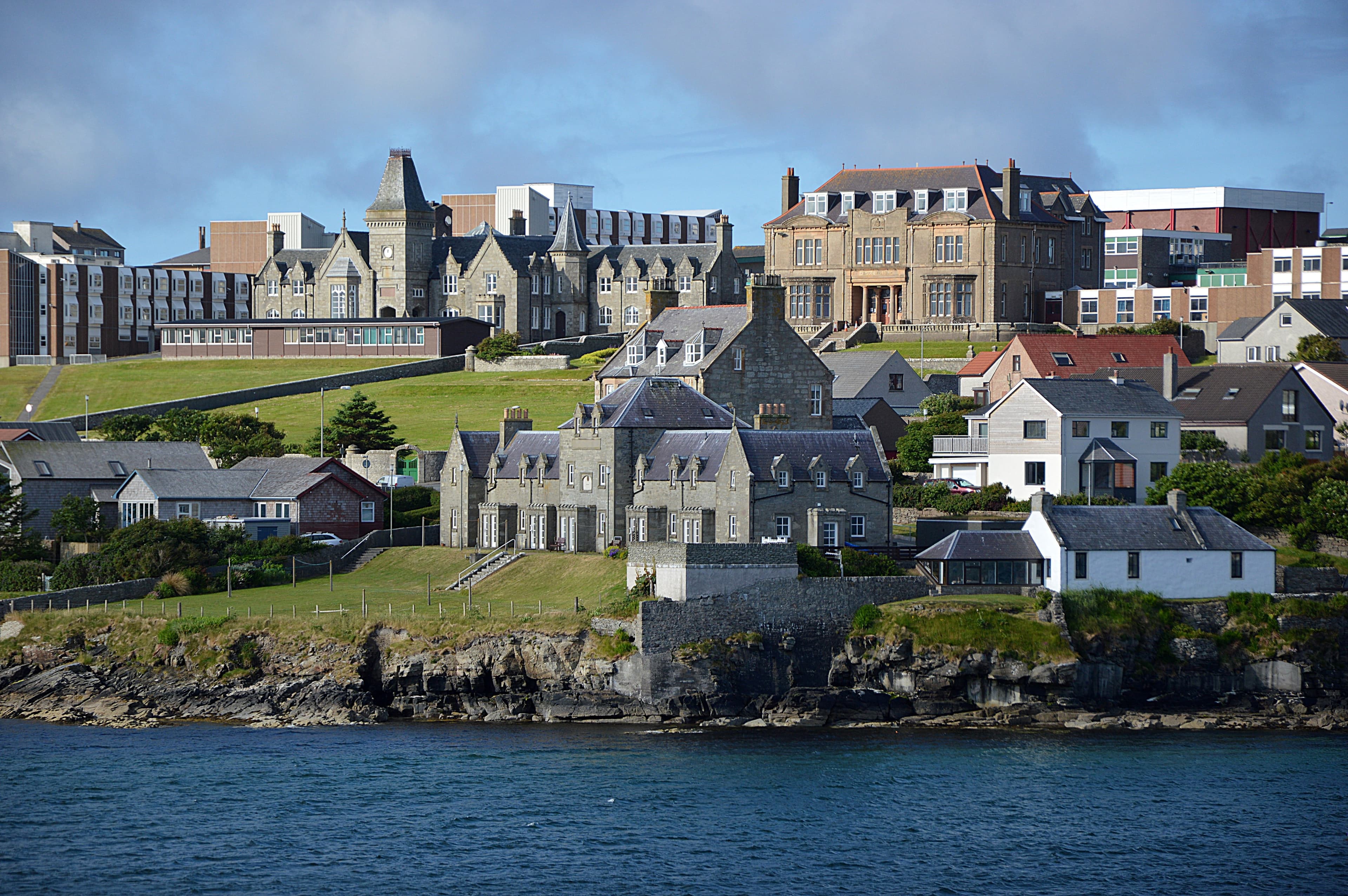 Faroe Islands, Iceland, Spitsbergen – Island Hopping in and around the Arctic (Northbound)