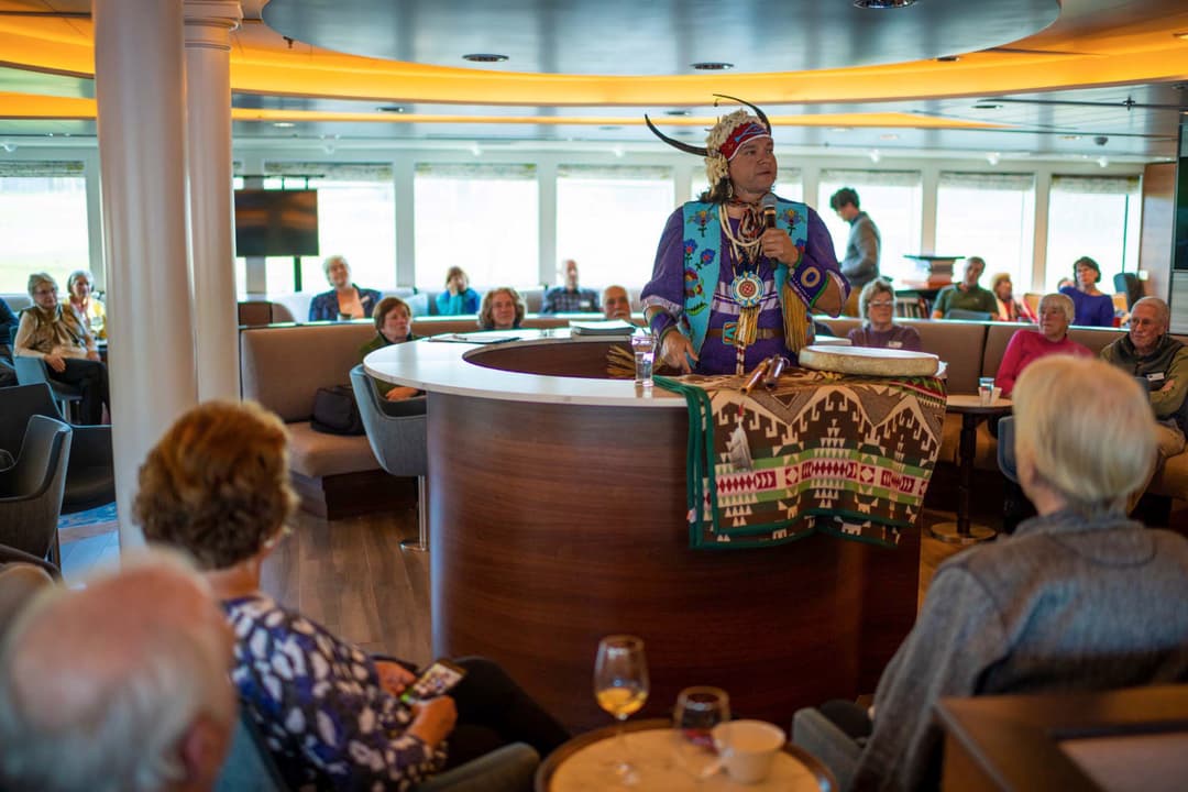 Ng Le Ng Quest Guest Speaker ©Lindblad Expeditions David Vargas