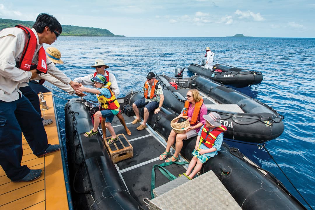 Ng Le Ng Orion Zodiacs ©Lindblad Expeditions Ralph Lee Hopkins