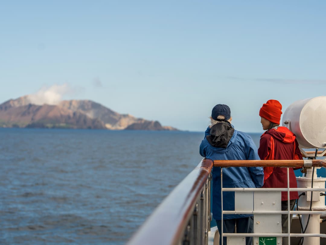 Ng Le Ng Orion Observation Point ©Lindblad Expeditions Nancy Ostertag 1