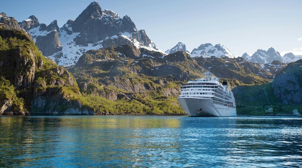 24-Day Fjords, Folklore & Canada Fall Foliage