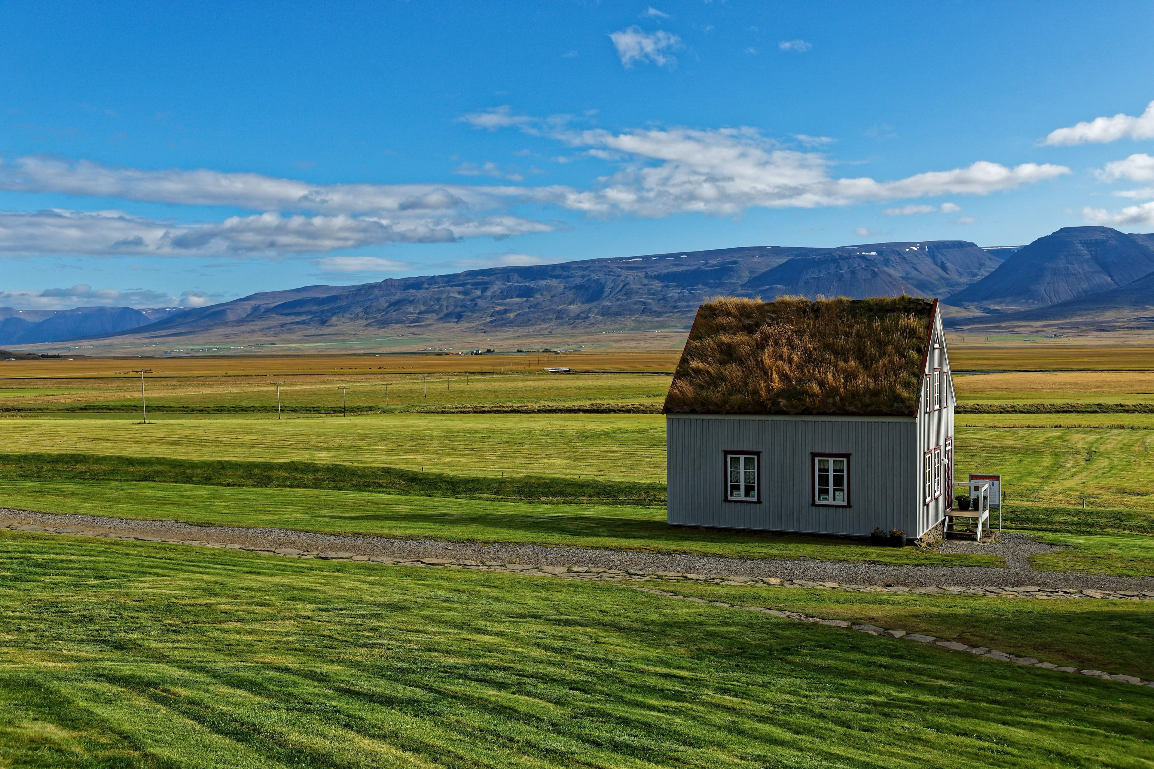 Iceland: Circumnavigating the Land of Fire and Ice