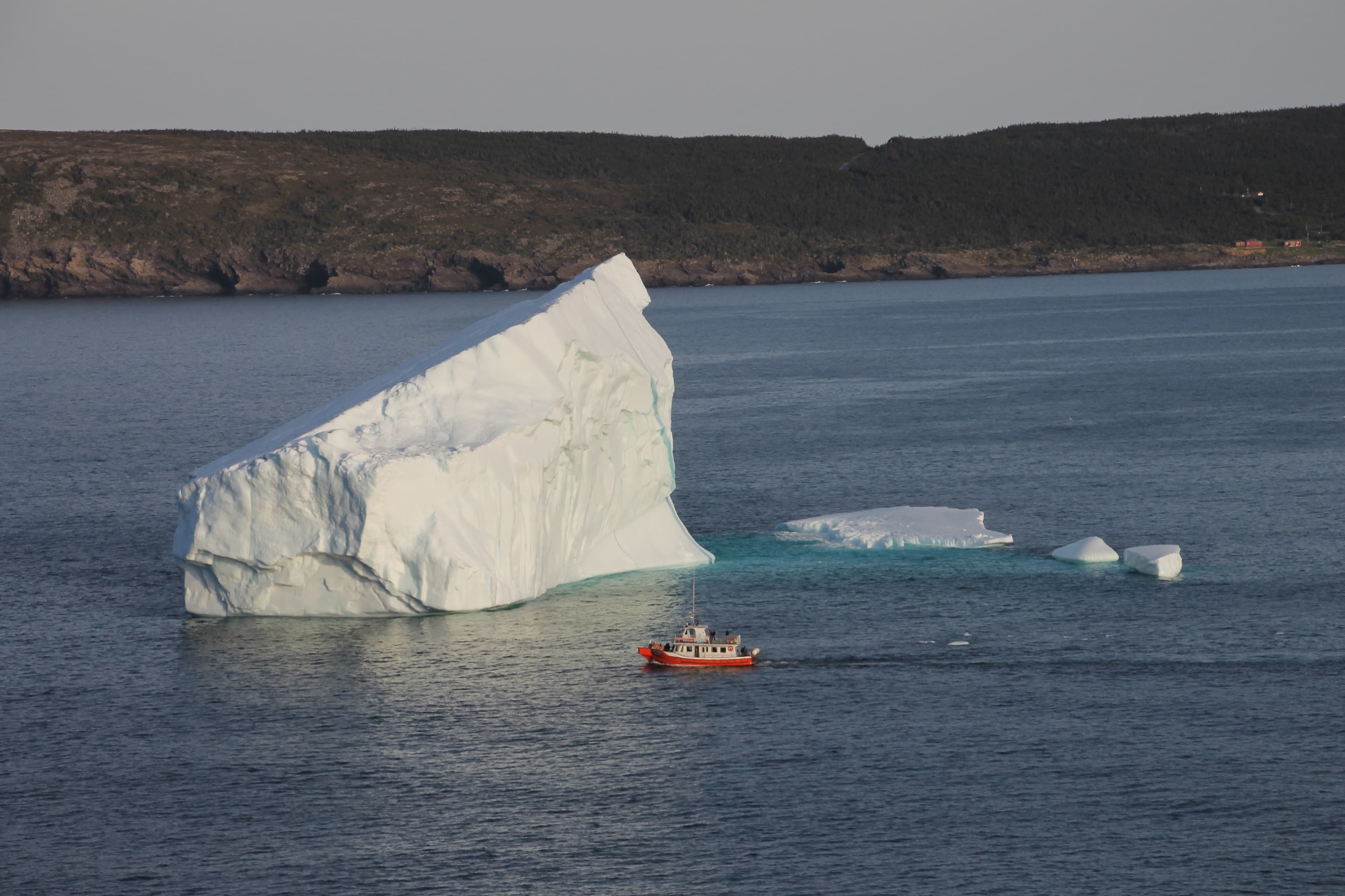 Greenland, Labrador and Newfoundland – Encounters at the Edge | Flight from Copenhagen