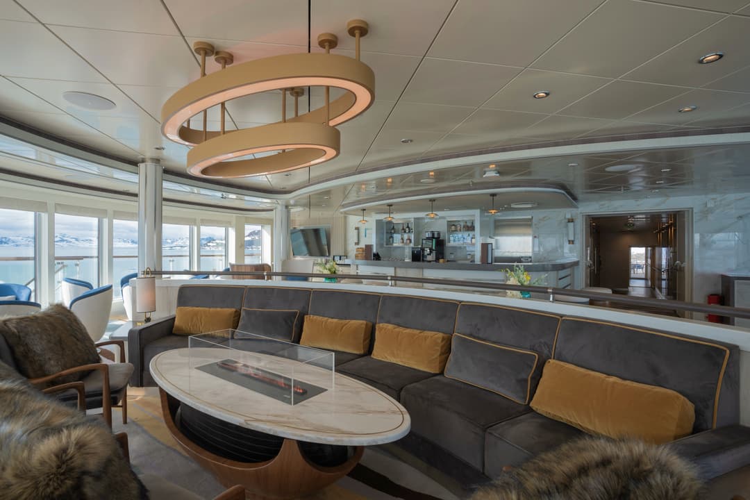Polar Latitides Ocean Albatros Observation Lounge 1