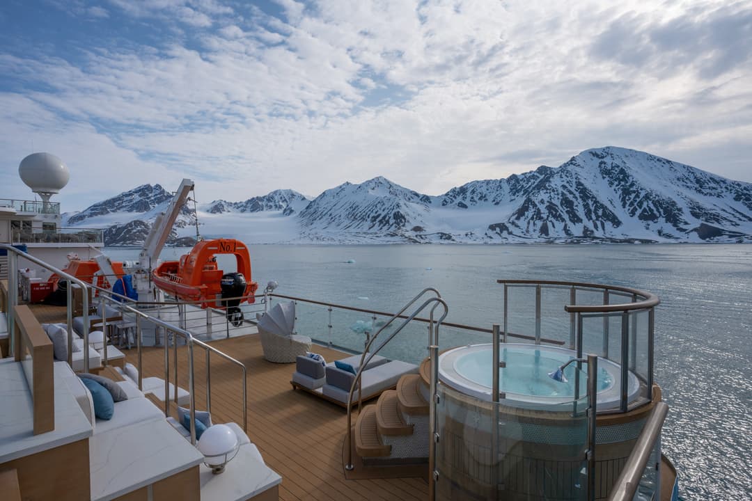 Polar Latitides Ocean Albatros Pool Deck 4