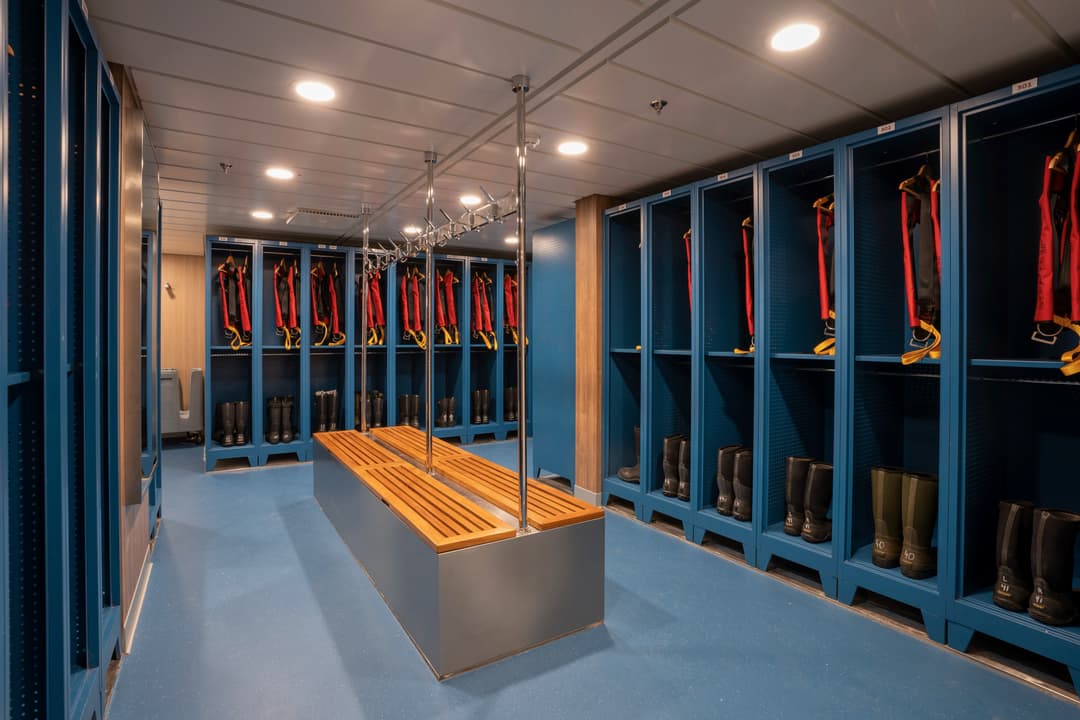 Polar Latitides Ocean Albatros Mudroom 3