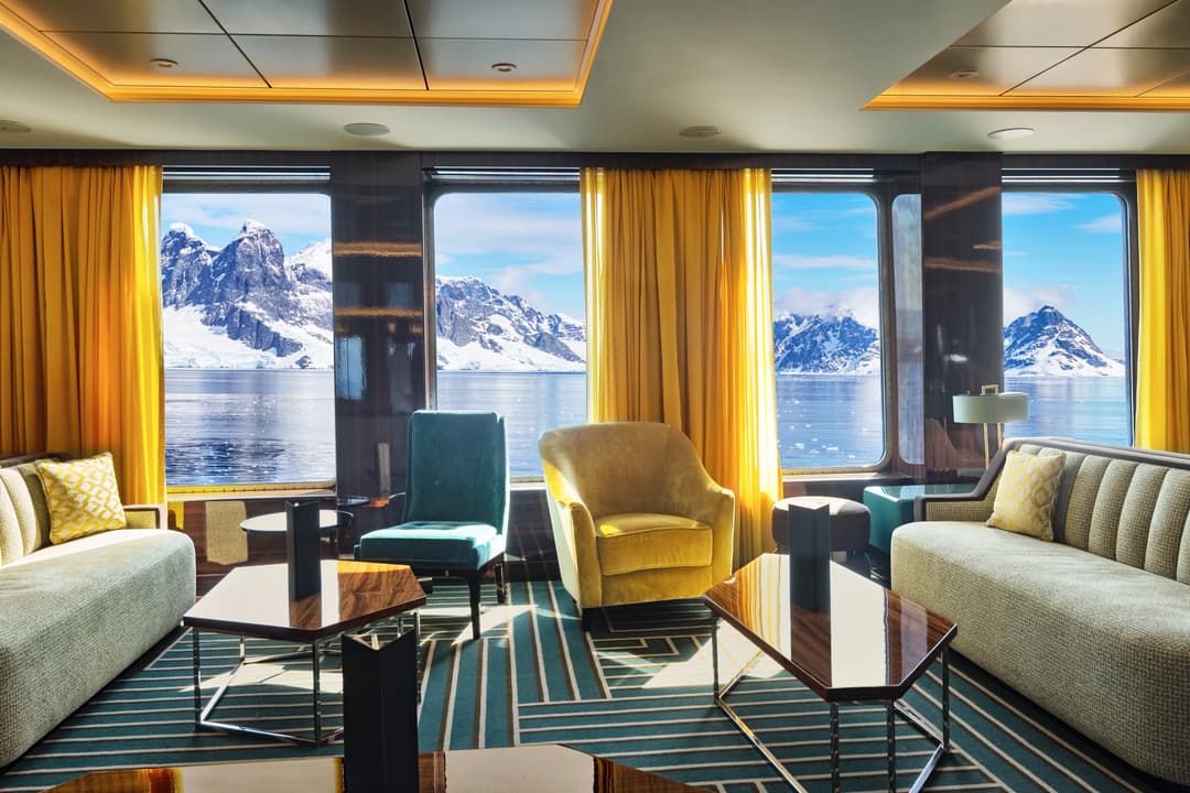Aov World Navigator Atlas Lounge