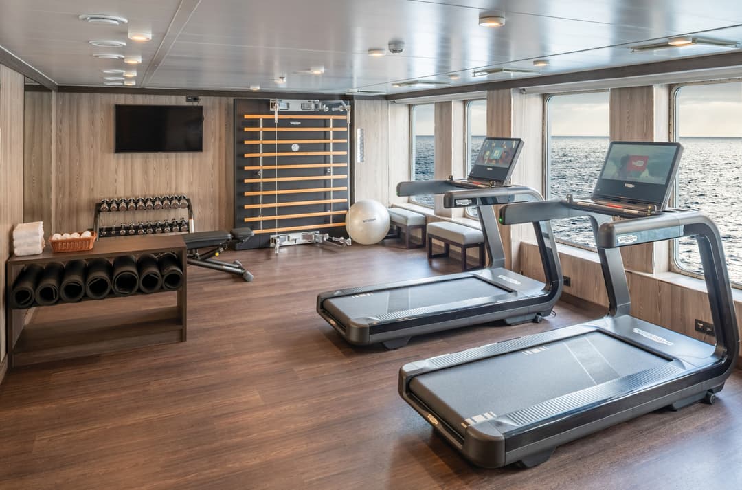 Aov World Voyager Fitness Studio
