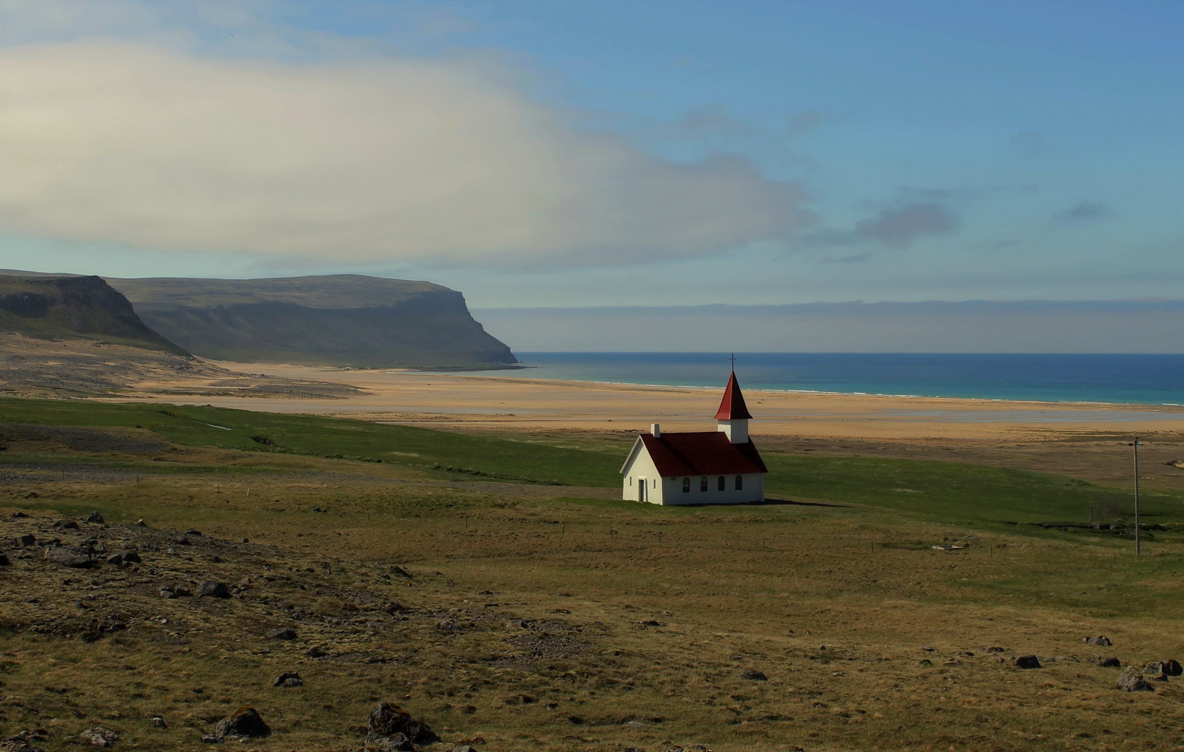 Iceland: Circumnavigating the Land of Fire and Ice