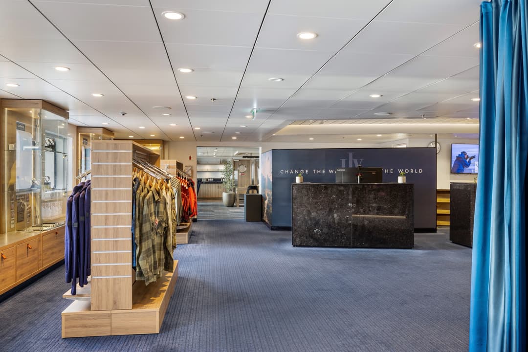 Hx Hurtigruten Expeditions, Ms Spitsbergen, Reception, Credit Espen Mills 2
