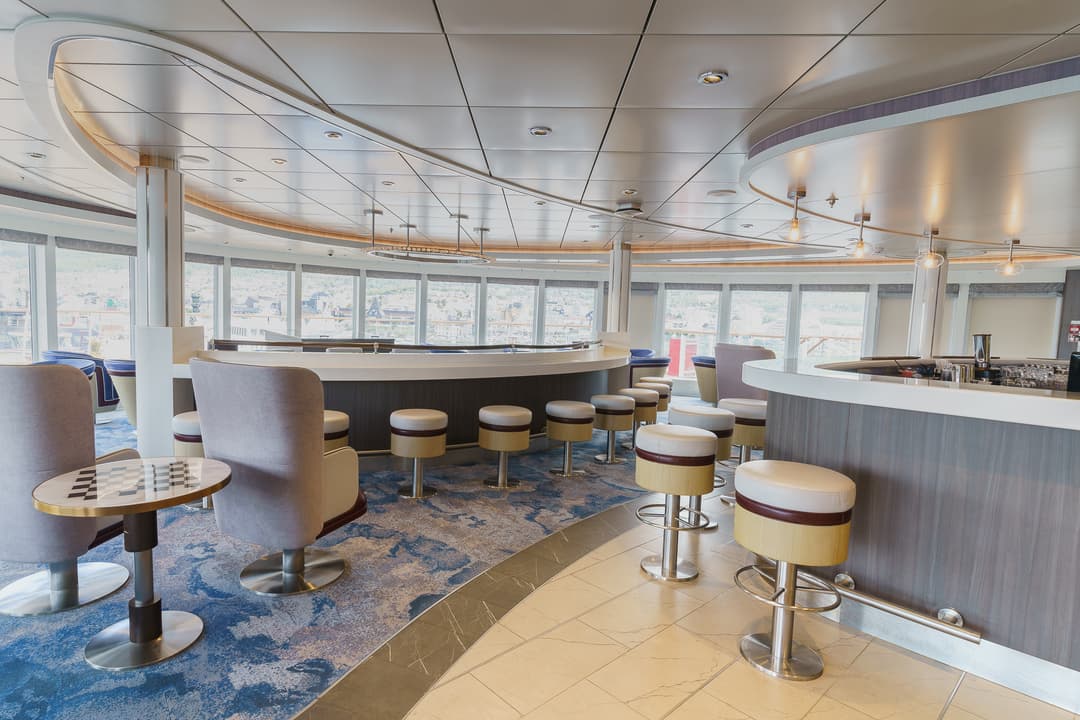Quark Expeditions, Ocean Explorer Observation Lounge 3 ©Quark Expeditions