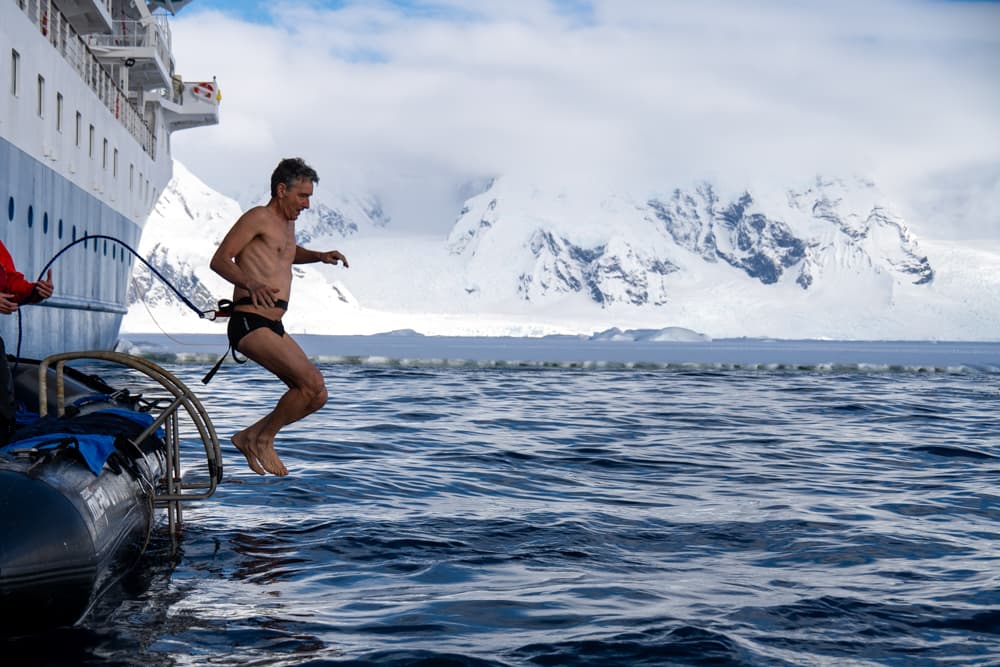 Polar Latitudes Expeditions Polar Plunge 2.jpg