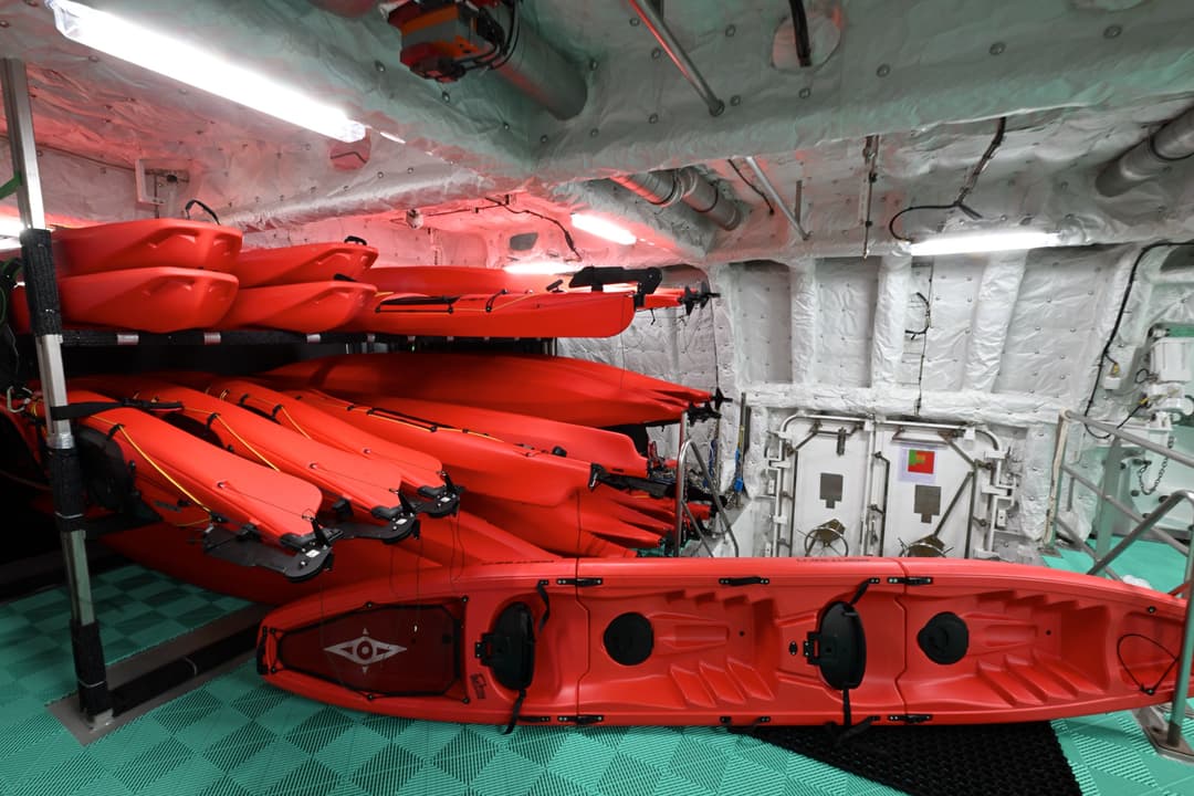 Ae Expeditions Douglas Mawson Activities Platform Kayaks ©Ae Expeditions