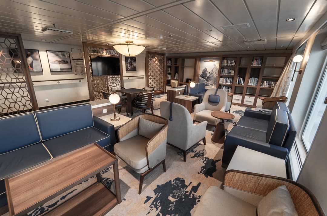 National Geographic Lindblad Expeditions Greg Mortimer Library & Multimedia Centre ©Ae Expeditions 1