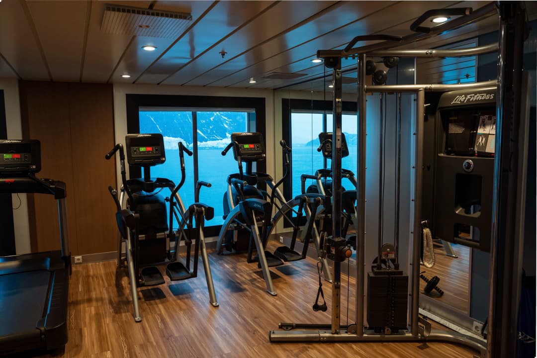 National Geographic Lindblad Expeditions Greg Mortimer Gym ©Ae Expeditions 3