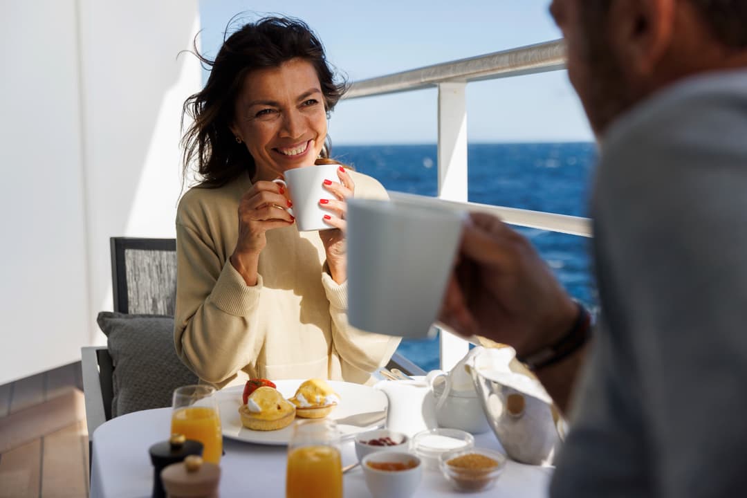 Sh Diana Balcony Cabin Room Service ©Swan Hellenic