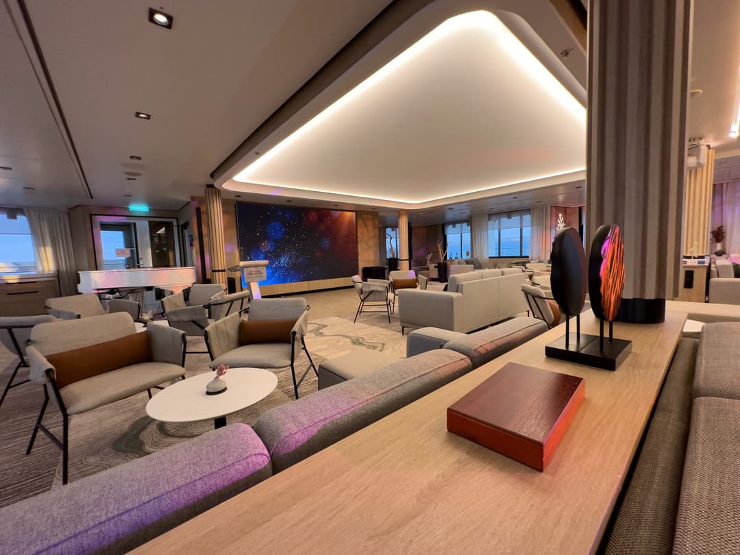 Sh Diana Observation Lounge ©Swan Hellenic 3