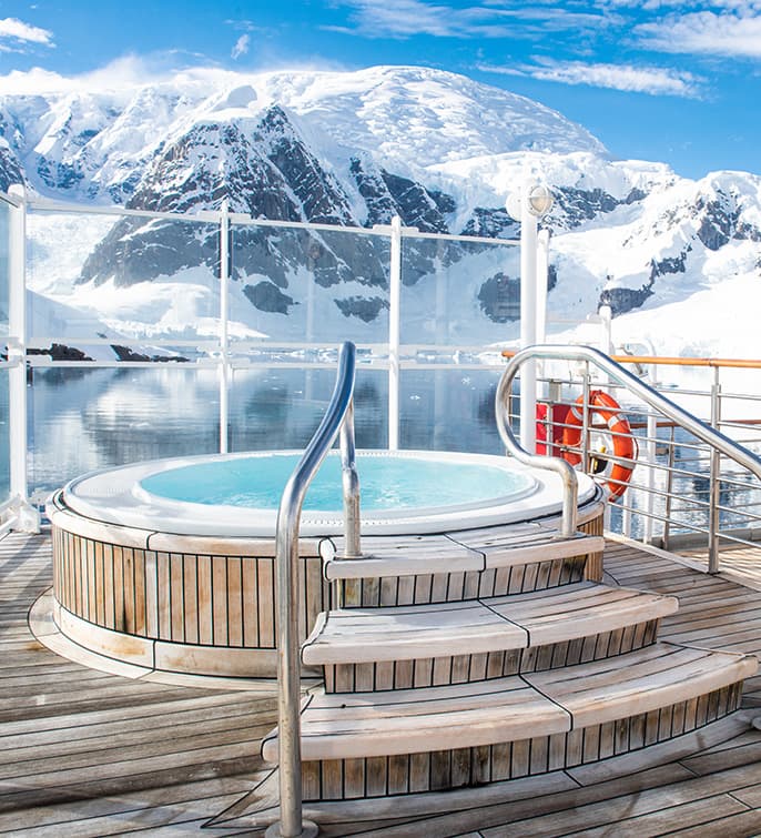 Polar Latitudes Expeditions Discoverer Jacuzzi