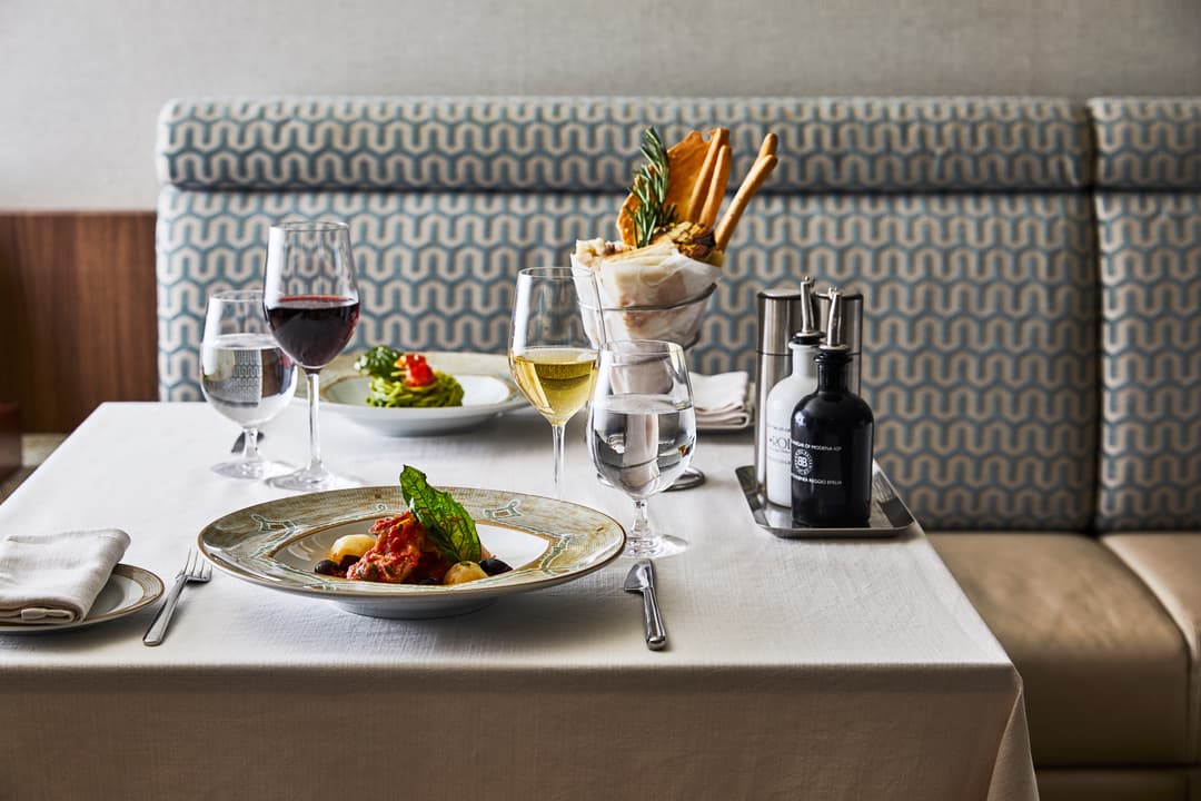 Silversea Cruises Silver Cloud Le Terrazza 5 ©Silversea Cruises Ltd