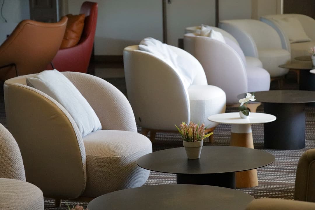 Polar Latitudes Expeditions Mv Discoverer Main Lounge & Bar 3