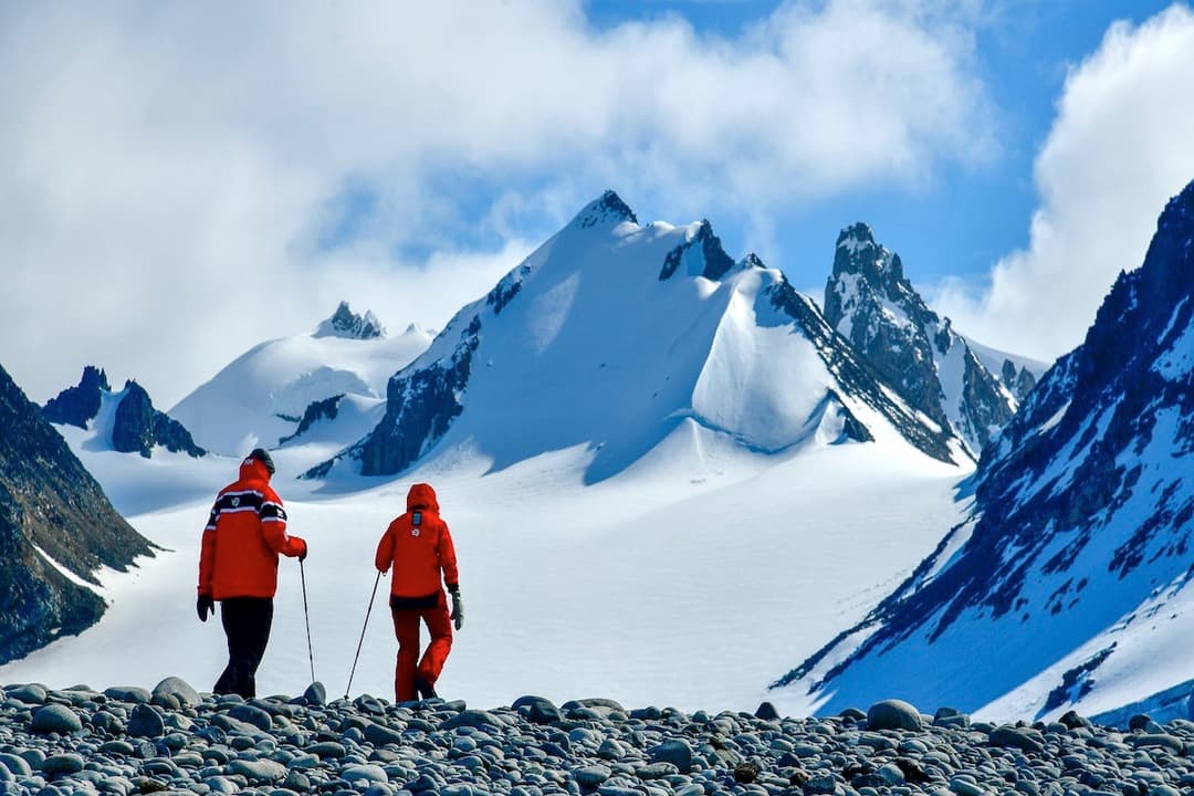 Polar Latitudes Expeditions Mv Discoverer Antartic Excursions 6