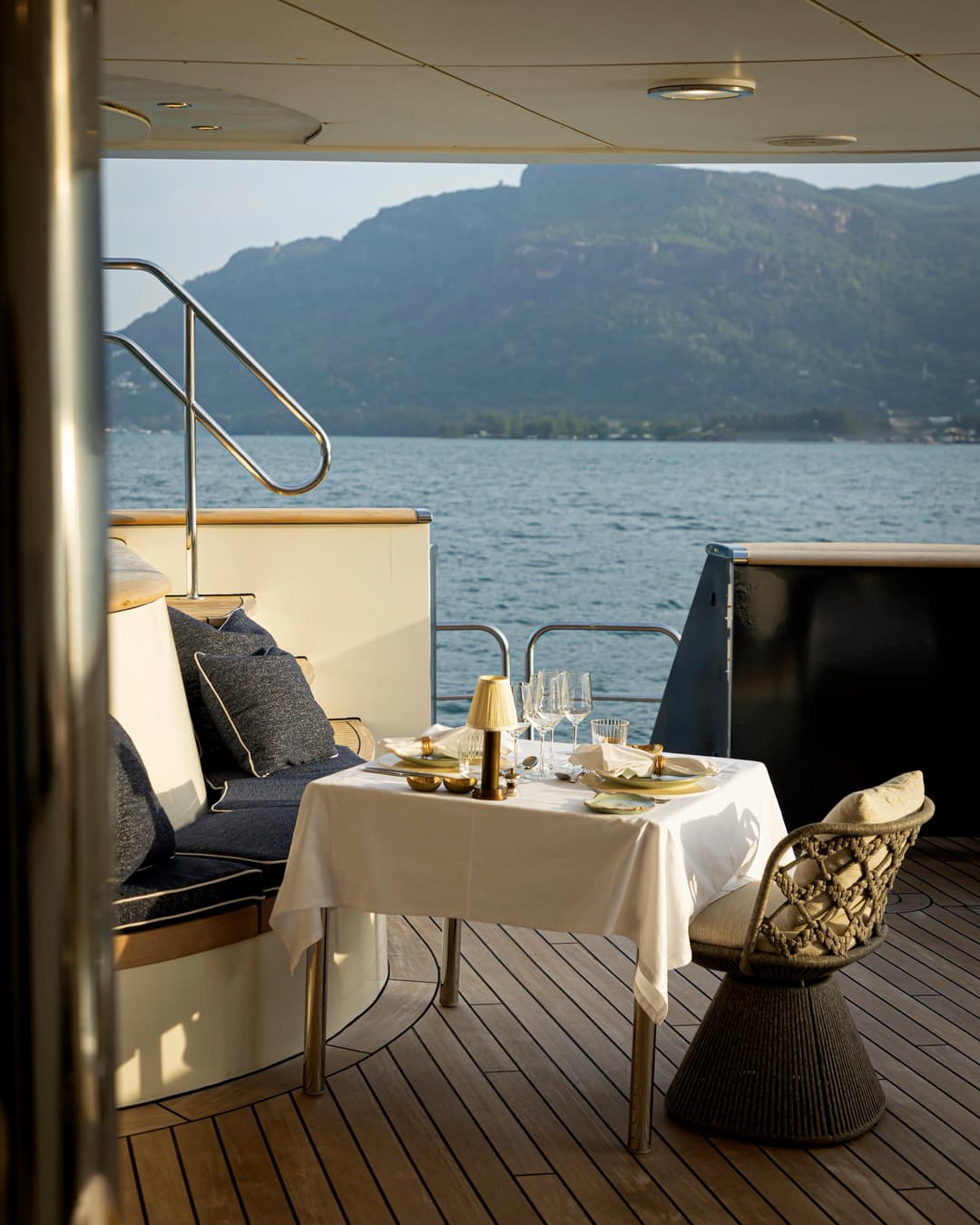 Aqua Lares Shaded Dining Area ©Aqua Expeditions 9