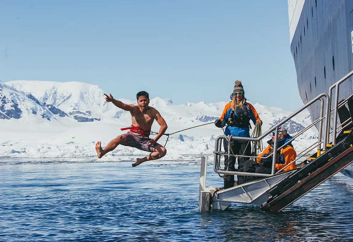 Antarctic Express: Crossing the Circle