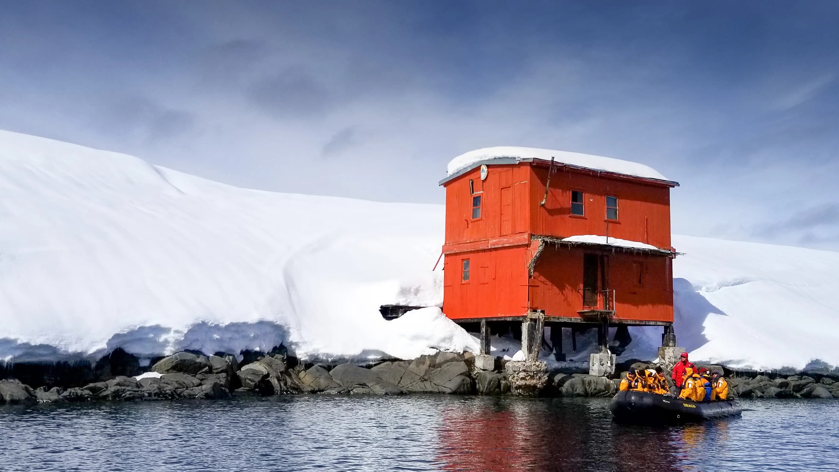 Snow Hill to the Peninsula: Shackleton's Emperors